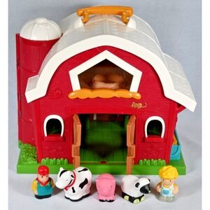 Battat Big Red Barn Playset With 3 Animals and 2 Farmers Toy